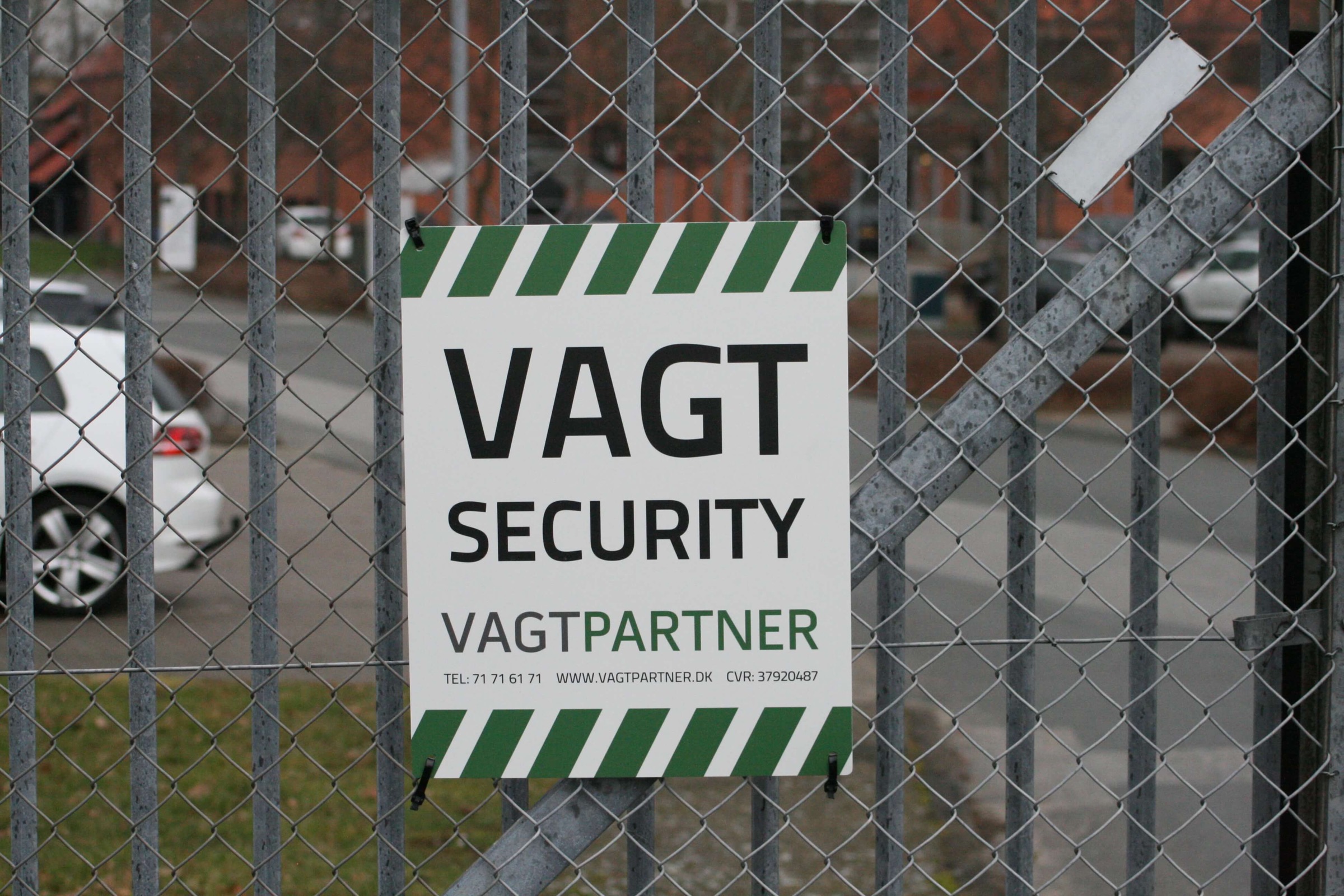 Vagtpartner-skilt på sikret område